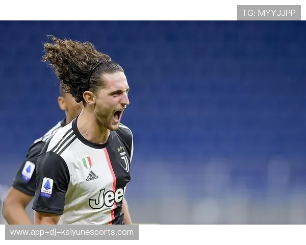 尤文图斯重塑中场魔方：三后腰链条的全新崛起